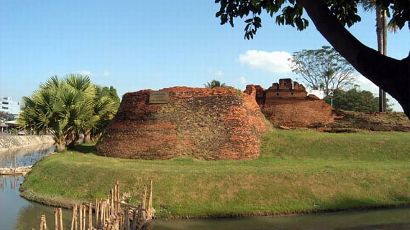 "Chaeng Hua Rin" , Chiang Mai Historic wall (North) Chaeng Hua Rin, Chiang Mai Historic wall (North)